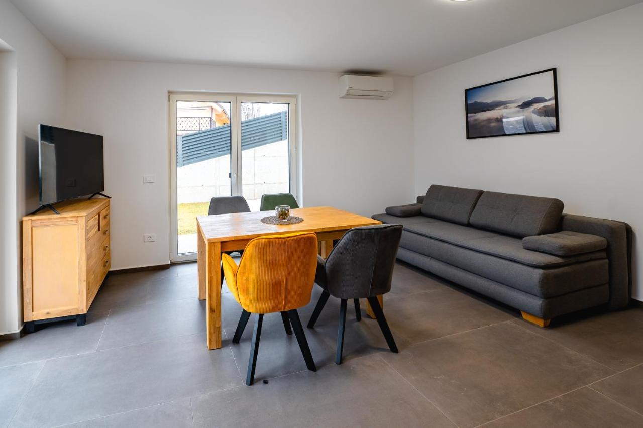 Apartments Luxury Ad ゴレンスカ地方 エクステリア 写真