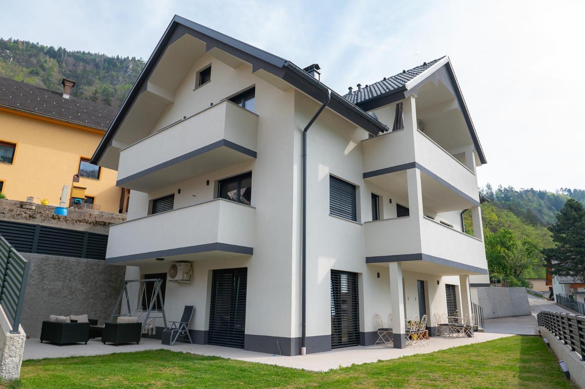 Apartments Luxury Ad ゴレンスカ地方 エクステリア 写真